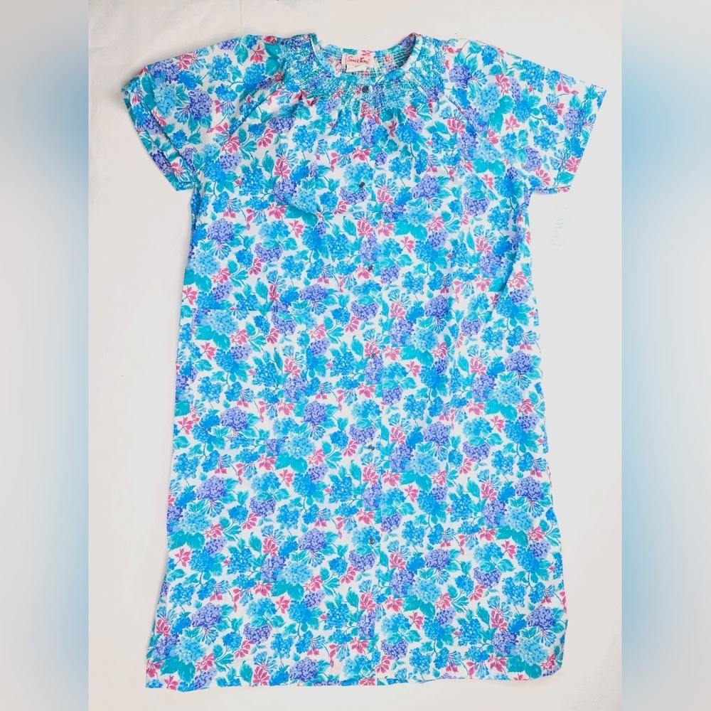Smart Time Snap Front Floral House Dress Smocked Robe NEW With tags Medium